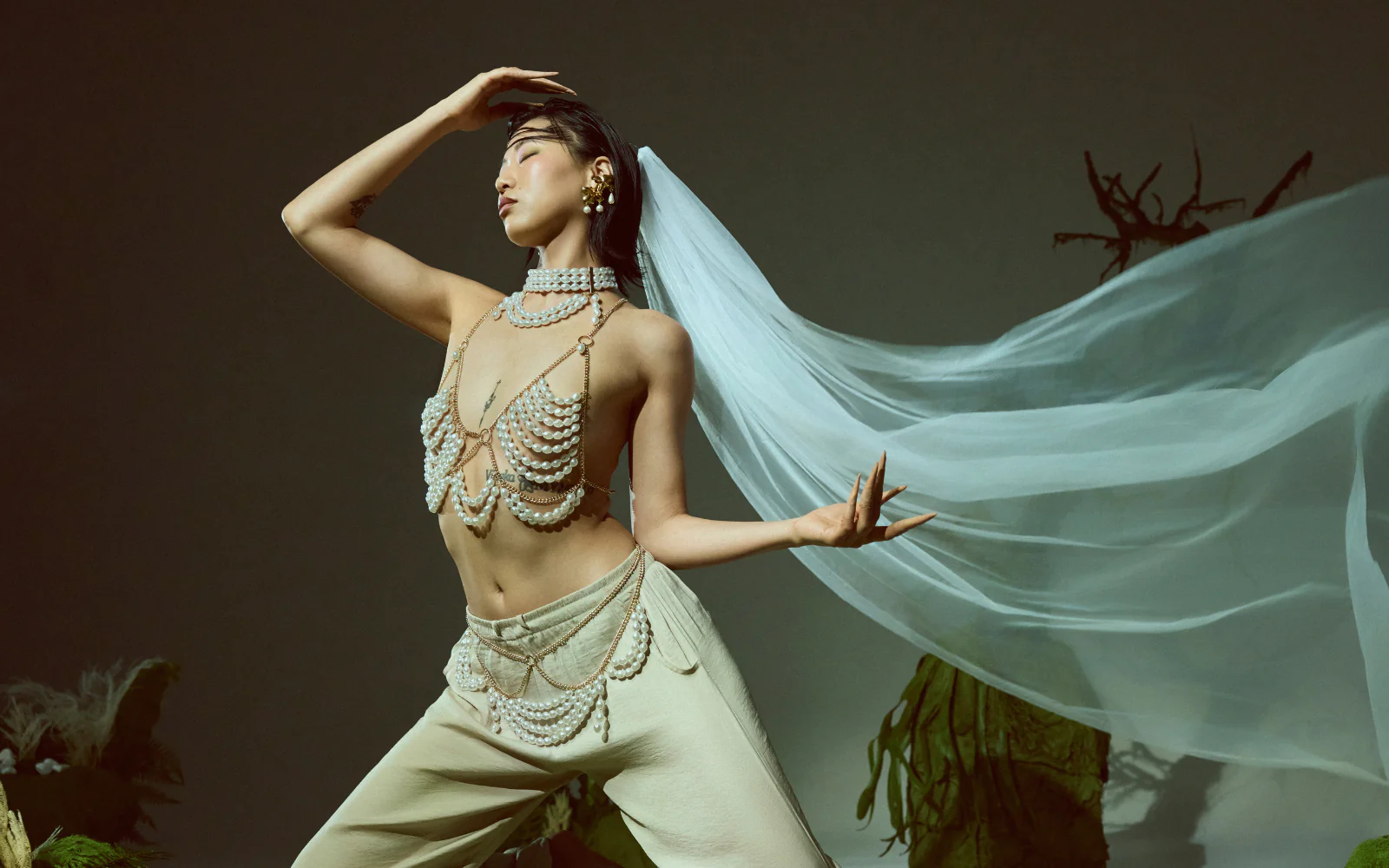 Unapologetic Style, Intricate Detail