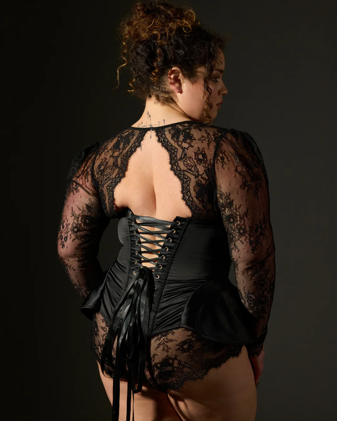Daphne Corset - Image 4